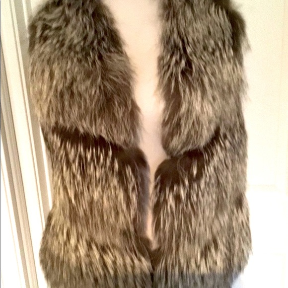 Salvatore Ferragamo y REAL FUR, DYED FOX FUR size M Italian 42 . - Picture 4 of 15